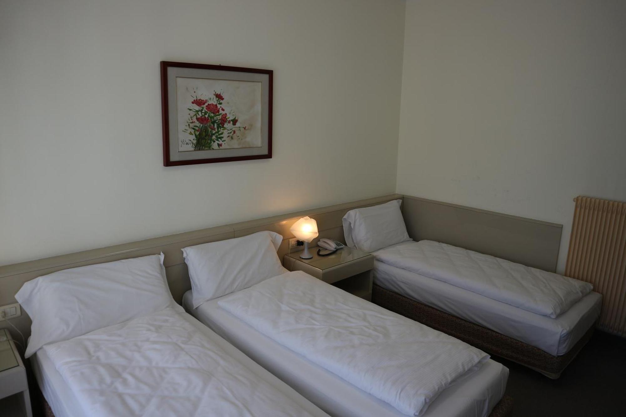 Hotel Bristol Riva del Garda Buitenkant foto
